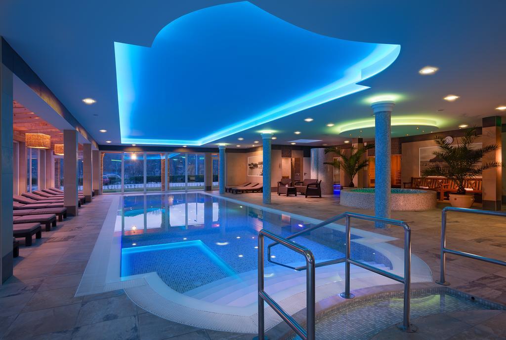 Honti Panzio Hotel Visegrád Екстериор снимка